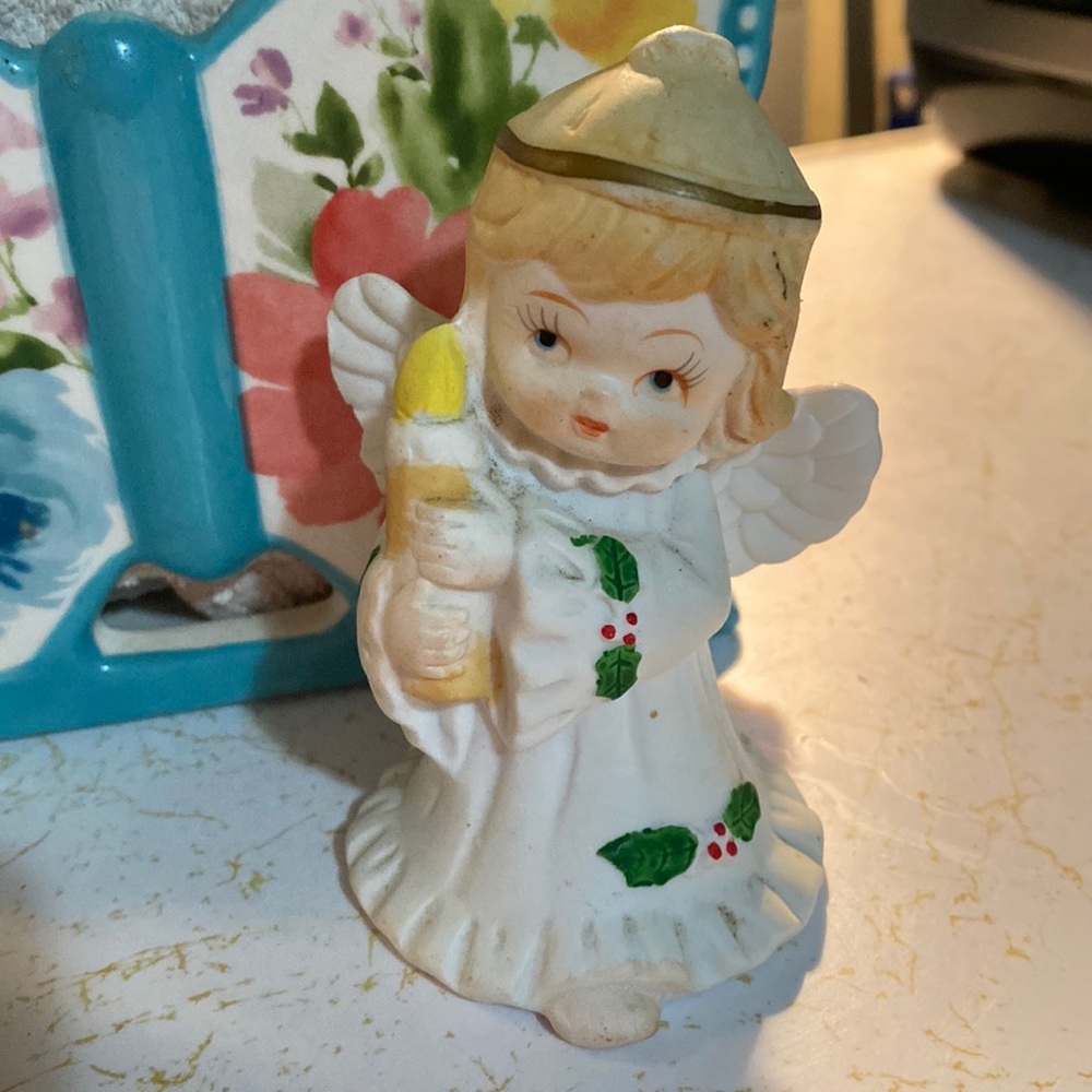 Vintage 70s Christmas Angels Trio Porcelain Bisque Figurine